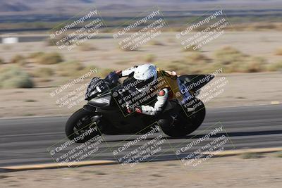 media/Sep-20-2025-Race Pace (Sat) [[d4e1b33f4d]]/Non Verified/Turn 4 Inside (8am)/